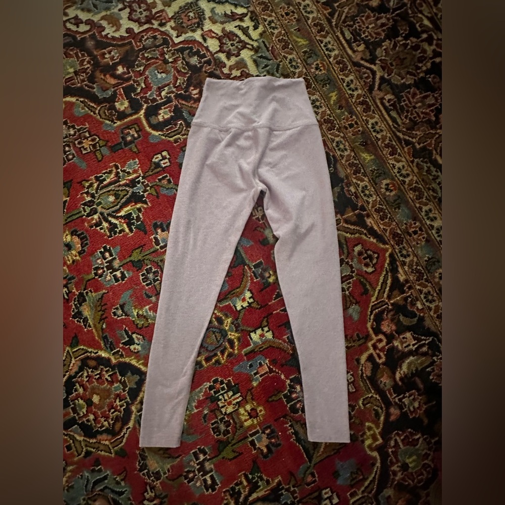 Beyond Yoga Pink/Purple High-Waisted Leggings Size XS - Picture 3 of 4